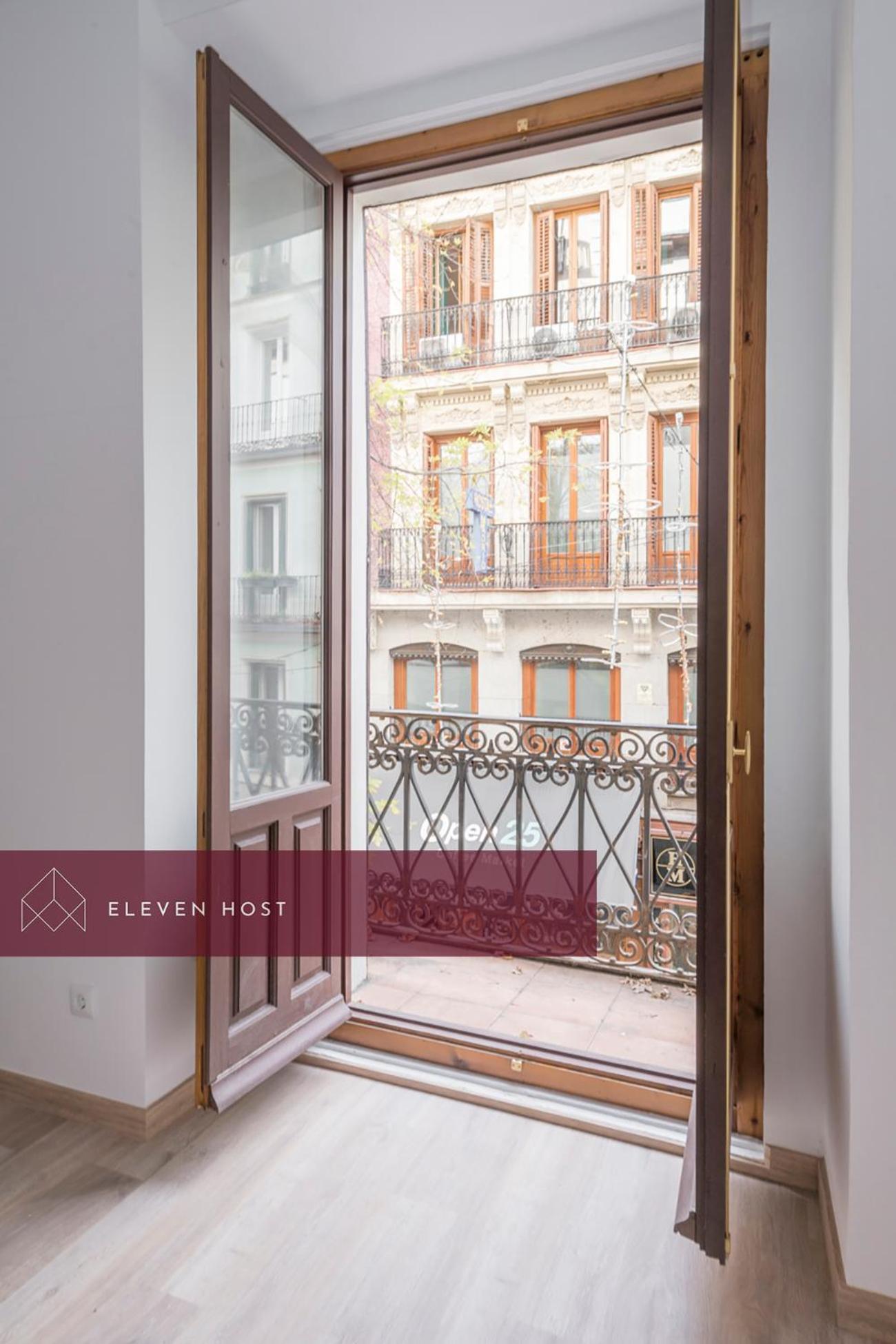 Exclusive Balcony Plaza Mayor Apartment Madrid Exterior photo